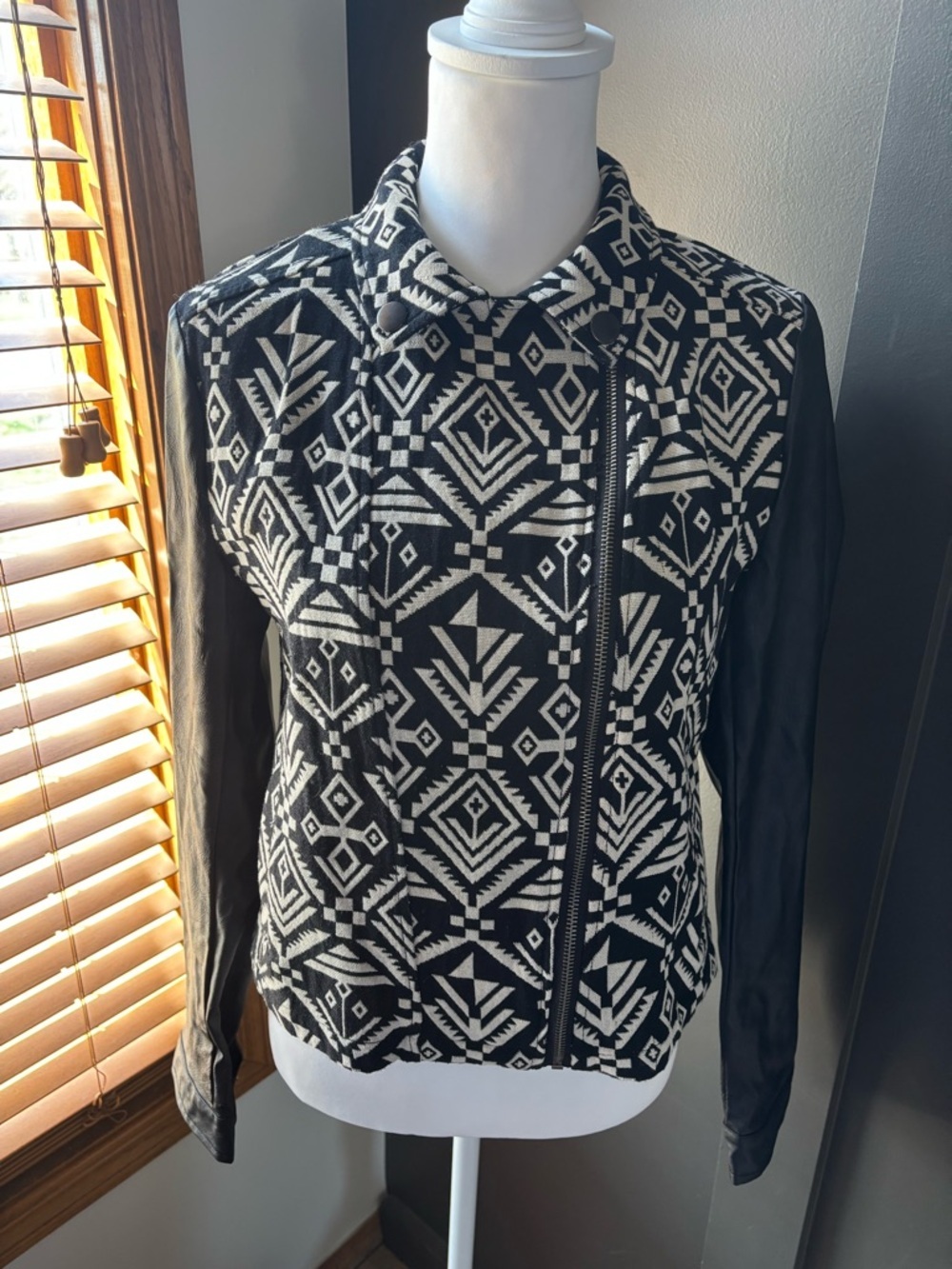 Blu Pepper Tribal Moto Jacket Faux Leather Sleeves Aztec Zip Boho Western L